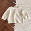 Top de moda de color liso con diseño de líneas horizontales en los hombros y cuello redondo, estilo coreano ins, versátil para primavera y otoño, para niños y niñas