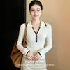 Suéter de punto de cuello alto blanco de manga larga otoño ropa de mujer atuendo de otoño estilo coreano bloque de color top de dama de alta gama
