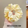 Goma de Pelo Grande de Cuadros Florales Amarillos para Mujer 2026 Nuevo Estilo Cuerda para Recoger el Pelo en Moño Estilo Bosque Dulce Cola de Caballo