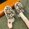 Pantuflas de Algodón con Estampado de Leopardo Hello Kitty para Mujer, Suela Gruesa de Invierno Antideslizantes para Casa, Pantuflas de Piel de Gato Kitty, Se Pueden Usar al Aire Libre