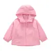 Ropa exterior de primavera y otoño para niñas, nuevo y elegante abrigo tipo trench de estilo coreano 2026 para bebés, chaqueta de otoño para niños