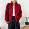 Nova coleção outono e inverno: cardigã de malha grosso, versátil e sem esforço chique, com gola alta e zíper duplo, apresentando um estilo minimalista inspirado na Coreia