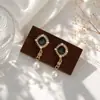 Novos Brincos de Franja com Strass, Design de Borboleta e Flor, Tarraxas de Pérola S925, Brincos Longos Estilosos e Elegantes Que Emagrecem o Rosto