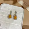 Colar com Pingente de Zircônia Gota de Chama Vermelha, Corrente Clavicular de Luxo Leve de Alta Qualidade, Colar Simples da Moda Versátil para Mulheres