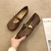 Sapatos Mary Jane de nicho estilo francês, novos sapatos femininos de primavera e outono, mocassins versáteis, sapatos pequenos de couro retrô, sapatos baixos estilo coreano