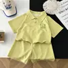 Ropa de Verano para Niños 2026 Nuevo Estilo de Verano para Niñas Color Sólido Cuello Camisero Manga Corta Conjunto de Dos Piezas Nantong Moda para Bebés Camisa Polo
