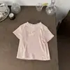 Camiseta de verano estilo INS para bebé con cuello de encaje con volantes, patchwork floral, manga corta para niñas, con pantalones cortos florales anti-mosquitos