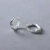 Diseño de Nicho Moda Retro Textura Irregular Martillada Metal Incrustado Aretes de Aro de Aventurina Verde Aretes de Moda Elegantes