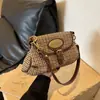 Bolso bandolera plisado retro nuevo 2026, bolso de hombro elegante y a la moda para mujer, simple y versátil para ir al trabajo, cuero suave, diseño único y se puede llevar debajo del brazo