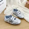Outono 2026 Novos Sapatos Mary Jane Rasos de Bolinhas Infantis Versão Coreana para Meninas Estudantes com Velcro Solado Macio para Bebês Meninas