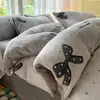 Juego de Cuatro Piezas de Vellón Nieve de Alto Peso Funda Nórdica de Vellón Leche Funda Nórdica de Vellón Nieve Juego de Cuatro Piezas Funda Nórdica Juego de Cuatro Piezas de Vellón de Cordero