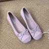 Sapatos Vermelhos Femininos de Primavera Novos com Salto Interno, Sapatos Escarpins de Bico Redondo, Sapatos Casuais Retrô Delicados de Sola Grossa Slip-On