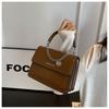 2023 nuevo bolso de mujer estilo coreano tendencia de moda bolso de hombro de cadena bolso bandolera de textura simple venta al por mayor para mujer