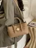 Bolso de Mano Versátil de Lujo Ligero para Mujer, Bolso de Socialité Estilo Chanel, Nuevo Modelo Otoño e Invierno 2025, Bolso Cruzado de Hombro Único de Nicho de Instagram