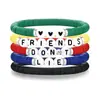 Pulseira Empilhável de Argila Macia Multicor Mais Vendida na Amazon com Pingente de Liga e Letras em Acrílico Conjunto de Pulseiras Elásticas