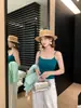 Camisola de Verão Sem Mangas com Contas Multicor e Design de Costas Cruzadas, Sutiã Embutido, Copas Fixas, Pode Ser Usada como Peça Íntima ou Top Externo para Mulheres