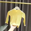 Camiseta para Niñas de Primavera y Otoño, Ropa Elegante para Bebés, Moda Única Infantil, Color Sólido Macarrón, Camiseta Básica de Cuello Medio con Volantes