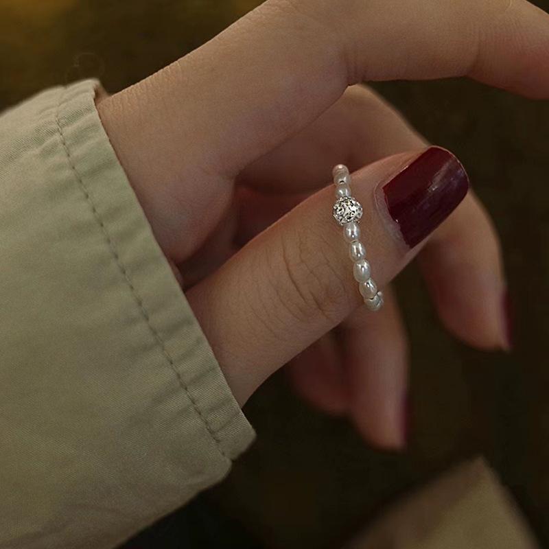 ins风小众设计珍珠水晶球戒指女不掉色简约百搭轻奢