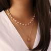 Personalidade da moda Coringa Pingente de pedra semipreciosa em forma de gota Corrente de pérolas de imitação Colar de camada dupla Corrente de clavícula de nicho para mulheres
