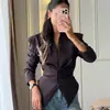 Moda feminina europeia e americana transfronteiriça no AliExpress: blazer curto estiloso e elegante com design plissado, cinto para acinturar e barra irregular