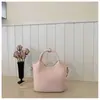 Bolso cruzado de moda nicho estilo coreano para mujer, nuevo modelo Primavera/Verano 2026, adecuado para uso diario, ir al trabajo, hombro único y bolso de mano