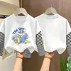 Camiseta de manga larga para niño 2026 nuevo modelo, camiseta básica de dibujos animados para niño, camiseta interior de algodón puro a rayas para otoño, estilo primavera y otoño