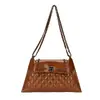 Nova bolsa de axila grande vintage Yuezhi outono de 2026, bolsa envelope retrô estilosa com corrente texturizada, bolsa transversal