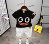 Verão 2019 Novo Conjunto de Camiseta com Desenho e Calça Jeans para Meninos Versátil Quente do Taobao