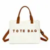 Bolsa Tote de Veludo com Letras Feminina Moda Transfronteiriça Versátil Grande Capacidade Ombro Único Transversal Bolsa Casual para o Dia a Dia