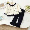 Conjunto de Suéter Infantil Gato de Desenho Animado Cardigã Calça Tricotada para Meninas Estilo Coreano Conjunto de Suéter Moderno Outono Inverno Novo Estilo
