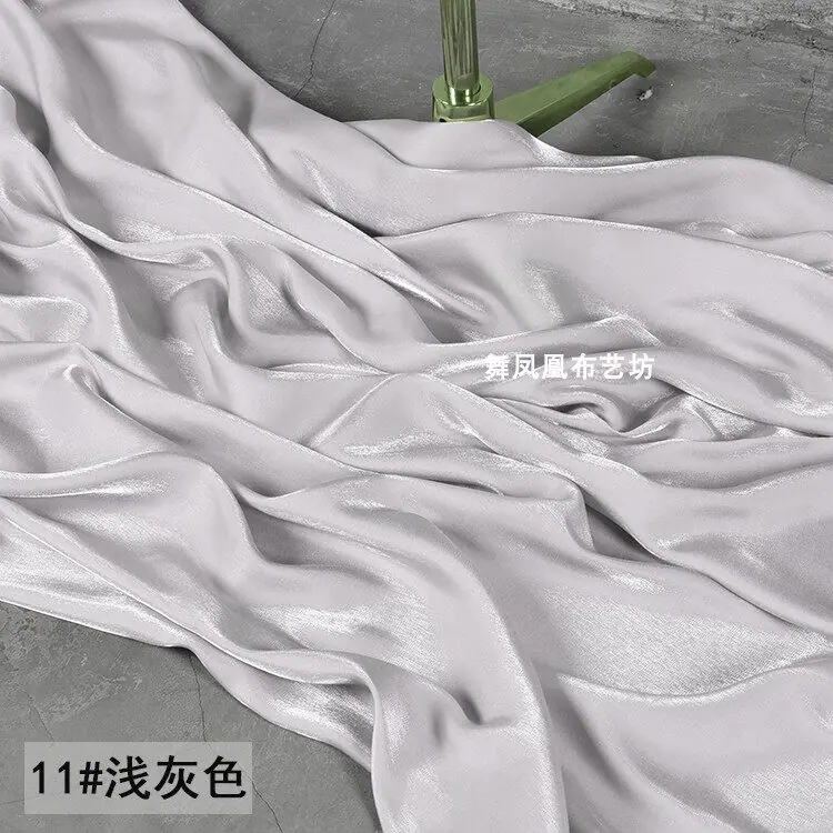 浅灰色 (11).jpg