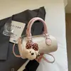 Bolso cruzado casual estilo coreano para mujer, nuevo modelo primavera 2026, bolso Boston pequeño cruzado de alta moda de nicho