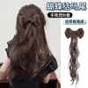 Acessórios de Cabelo Femininos Meio Rabo de Cavalo com Laço Pena de Galinha Peteca Volume Natural no Cabelo Rabo de Cavalo com Laço Super Doce Maillard