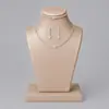 Conjunto de Joias de Luxo Europeu e Americano para Noivas, Versátil, com Cristais Incrustados para Jantar, Conjunto de Três Peças (Colar e Brincos)