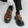 Zapatos Mocasines de Cuero Brillante para Hombre de Gran Tamaño con Hebilla Doble para Otoño Nuevo Transfronterizo 38-46 Zapatos de Cuero de Tacón Grueso Suela Gruesa Zapatos de Cuero que Aumentan la Estatura
