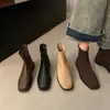 Botas de tornozelo francesas de camurça retrô para mulheres, nova coleção outono/inverno 2024, salto baixo, justas, cano curto, botas pretas estilo Martin