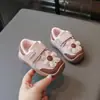 Sapatos para Bebês Chegadas Novas Primavera e Outono Sapatos para Meninas Iniciantes de 1-2 Anos Sapatos para Recém-Nascidos Solado Macio Antiderrapante Pequena Princesa