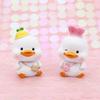 Enfeites Criativos de Pato Amarelo para Carro Boneca Fofa com Cabeça que Balança Enfeites de Interior de Carro Decoração de Bolo de Aniversário de Celebridade da Internet