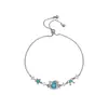 Pulsera Colgante Gatito Pequeño de Circonia Chapada en Oro Real de 14K Lujo Ligero Sensación de Alta Gama Pulsera de Nicho Joyería de Mano Exquisita y Sencilla para Mujeres