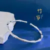 Un Pulsera de Plata Pura con Diseño de Nudo de Bambú, Hecha de Plata 99.99%, Pulsera Única para el Día de la Madre o Regalo de Cumpleaños para Mamá