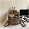 2026 Nueva Mochila de Cuadros Retro Versátil Campus Estudiante Femenina Bolsa Escolar Salida Viaje Lindo Casual Mochila