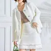 Jaqueta Cardigan Tricotada de Pelo Sintético Estilo Chanel 2025 Outono Feminina Solta Retro com Franjas Gola V