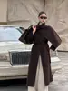 Casaco feminino de lã dupla face, nova coleção outono/inverno 2026, estilo elegante, com gola estilo lenço, design longo e fecho de amarração, feito de tecido macio de lã