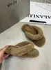 Chanclas de moda para otoño e invierno para mujer, estilo nuevo, de felpa con suela plana, estilo coreano