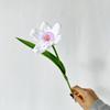 Nuevos Productos Transfronterizos Narcisos Artificiales con Hojas Decoración de Mesa Adornos Florales Flores Falsas Arreglo de Hotel Arreglo Floral de Picnic