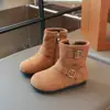 Otoño/Invierno 2026 Nuevo Estilo Niñas Bebé Moda Hebilla Botines Cortos Estilo Coreano Princesa Media Pantorrilla Con Felpa Algodón Botas Zapatos para Niños