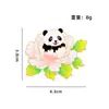 Broche de Flor de Panda Fofo Decoração de Mochila Emblema Artefato Anti-Exposição Desenho Animado Acessório de Roupa Liga de Zinco Esmalte