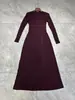 Vestido Elegante de Tricô Elástico de Cor Sólida com Decote em V e Mangas Longas para Trabalho, Nova Coleção Outono/Inverno Europeia e Americana, com Efeito Afinando a Cintura