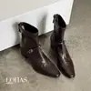 Botines de Moda de Piel de Cordero de Primera Capa, Punta Cuadrada, Tacón Grueso, Diseño de Hebilla, Nuevos de Invierno 2026, Botas Exteriores de Temperamento Sencillo