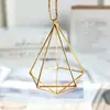 Marco Simple de Metal con Forma de Diamante Tocador de Dormitorio Adorno de Escritorio Soporte para Pendientes Decoración de Estantería Arte en Hierro Creativo